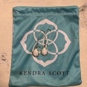 Kendra Scott dee teardrop earrings white and gold